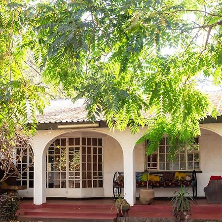 The Ad Lib Executive Lodge Lilongwe Dış mekan fotoğraf