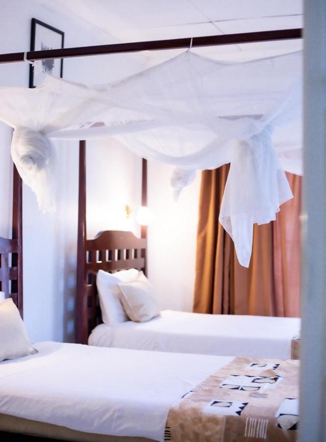 The Ad Lib Executive Lodge Lilongwe Dış mekan fotoğraf