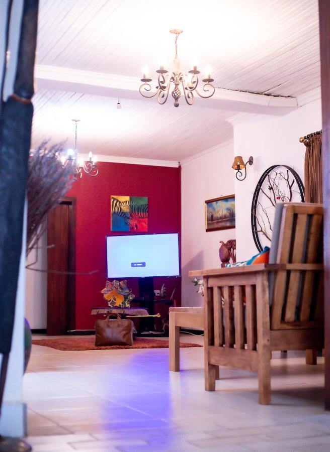 The Ad Lib Executive Lodge Lilongwe Dış mekan fotoğraf